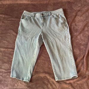 Belle by Kim Gravel. Good condition.